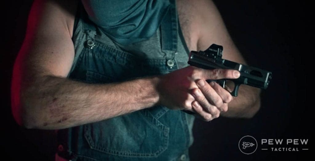 Post Thumbnail Image for post: Ultimate Grey Man Disguise: Denim Snake [Video]