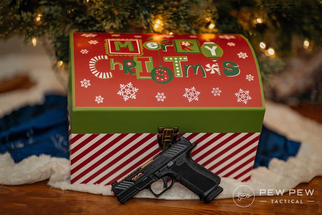 Christmas Guns Shadow Systems MR920