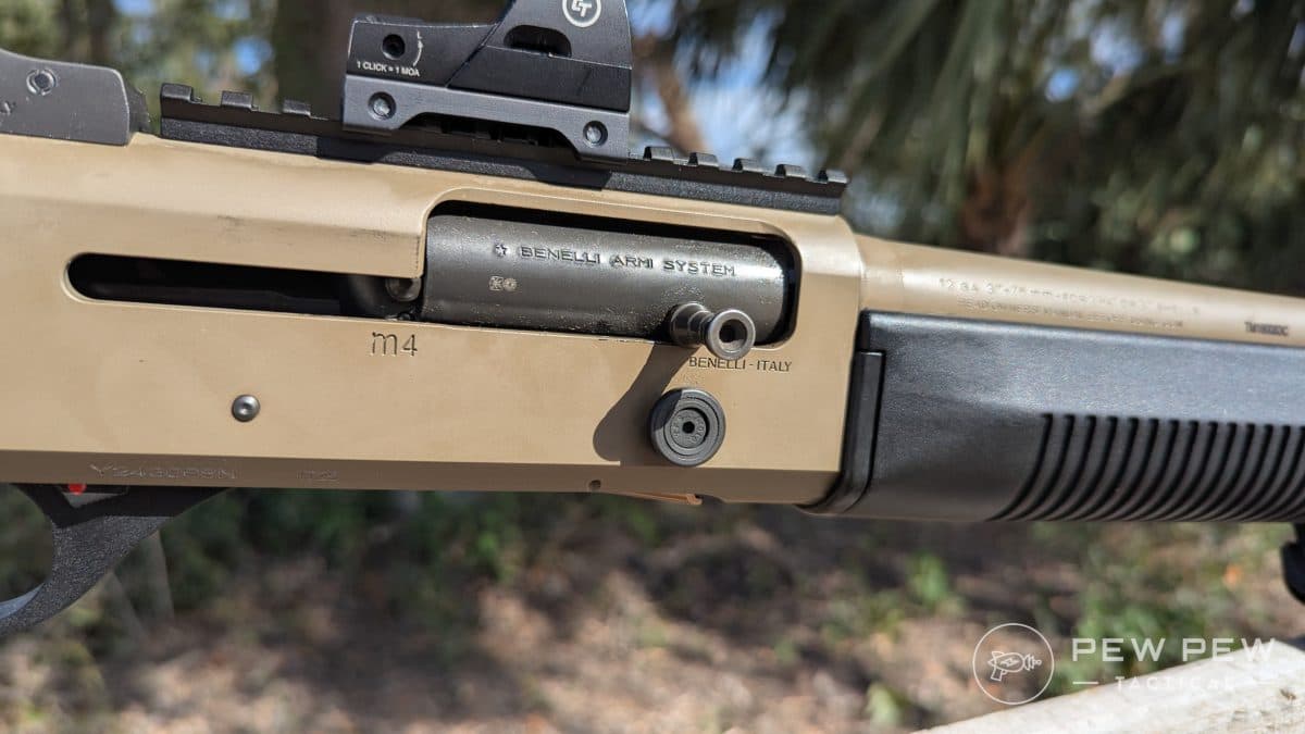 Benelli M4 EXT bolt-release