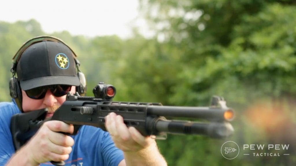 Post Thumbnail Image for post: Benelli M4 Review: Best Combat Shotgun? [Video+Tested]