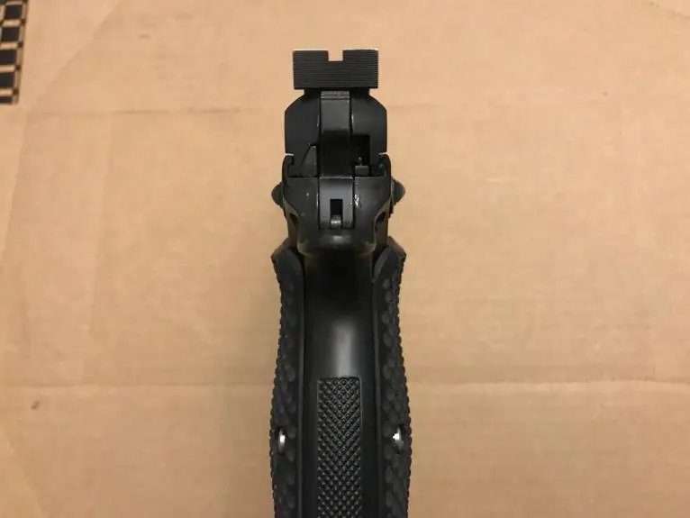 CZ SP-01 - LOG G-10 Grips