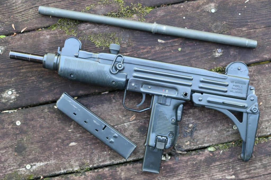Uzi
