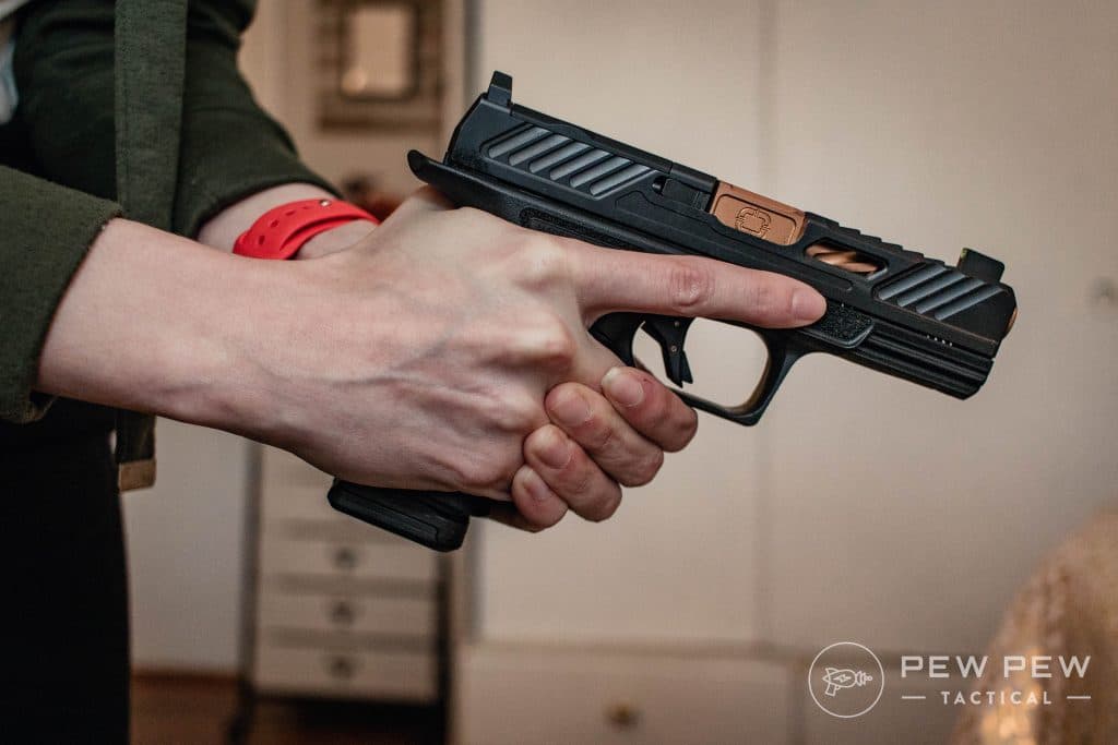 Handgun Grip Women Shadow Systems MR920