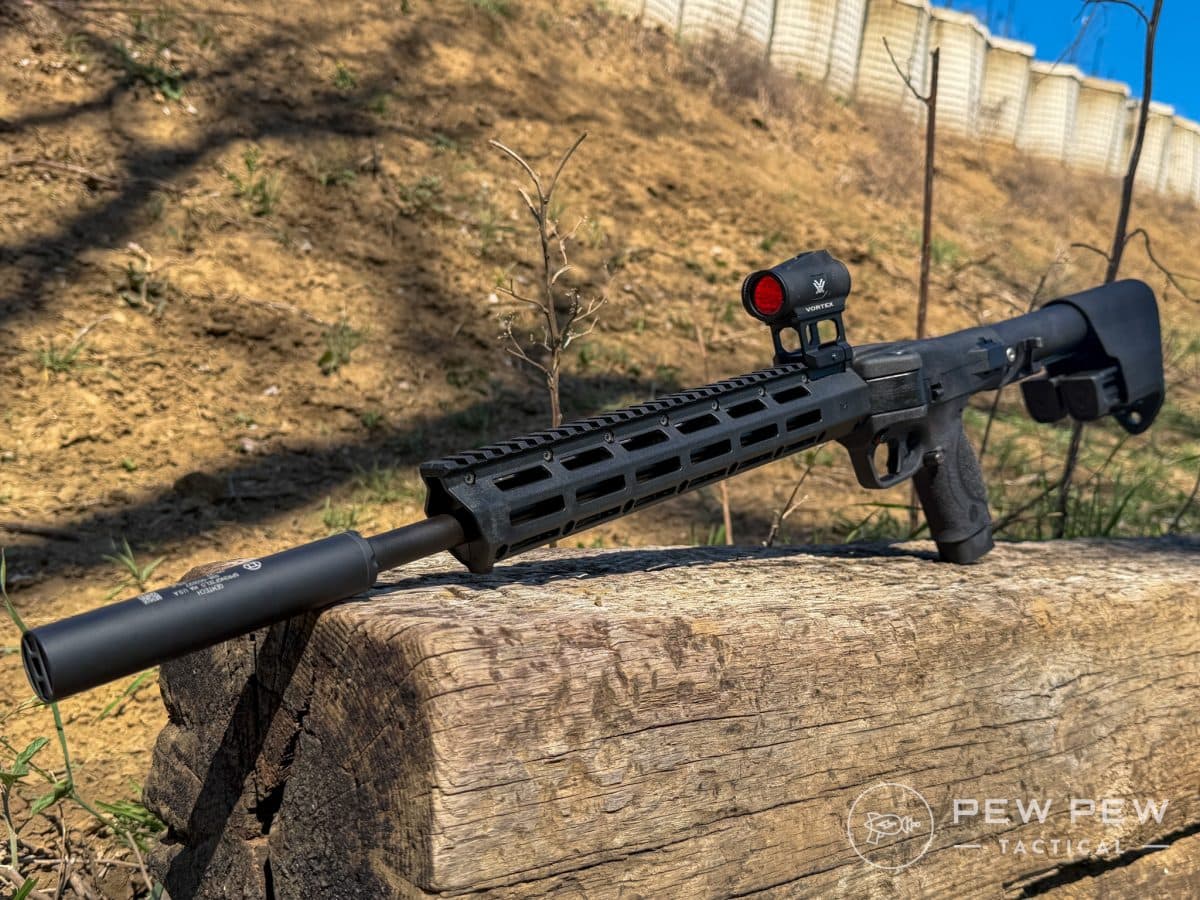 Post Thumbnail Image for post: Smith & Wesson M&P FPC 22LR Review: Best Folding Rifle?