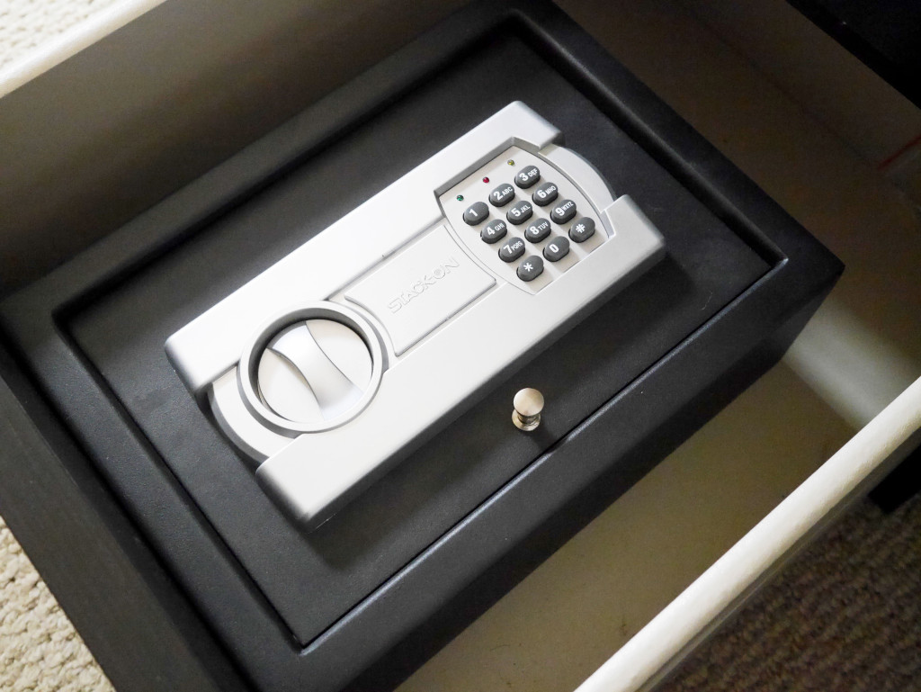 5 Best Bedside Handgun Safes For Quick Access [Hands-On] - Pew Pew Tactical