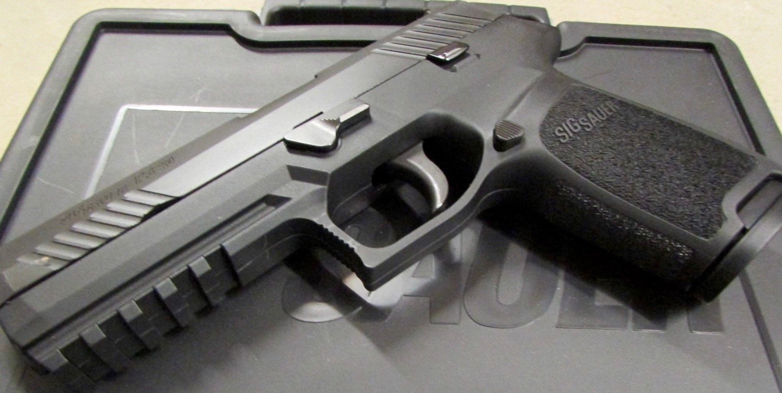 Sig Sauer P320 Review The US Army's New Pistol Pew Pew Tactical