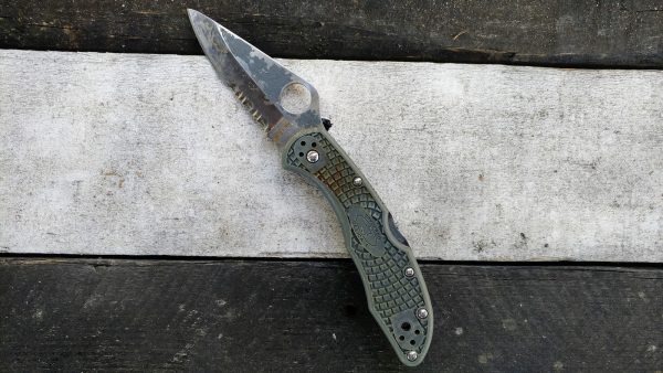 spyderco delica 4