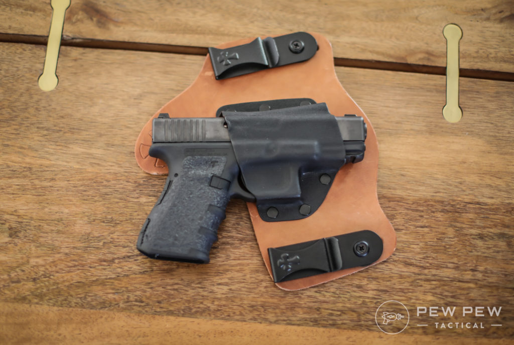 ⭕ Top 5 Best Holsters for Glock 19 [Review and Guide] 