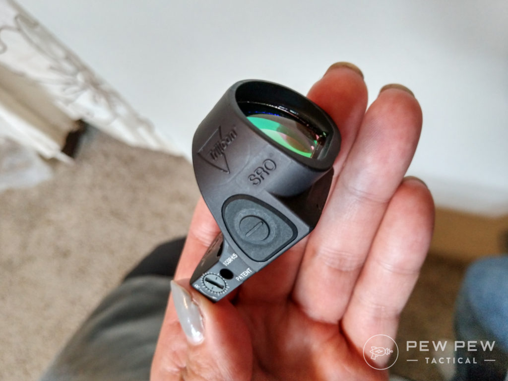 Trijicon SRO in hand