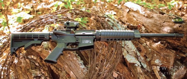 S&W M&P Sport II inna woods