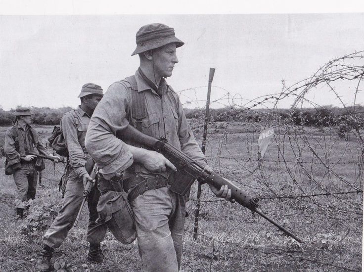 Australian Diggers with the standard issue L1A1 SLR during the Vietnam War (736 550)