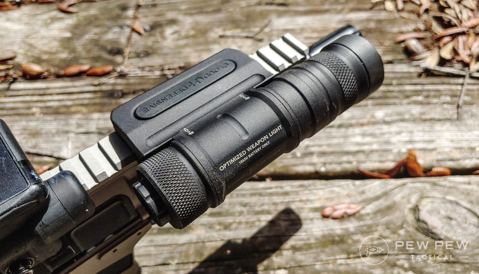 [Review] Cloud Defensive OWL: A Bright Weapon Light - Pew Pew Tactical