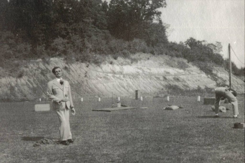 1930s Quantico training range with a dummy target for sharpsooting (Historical G-Men)