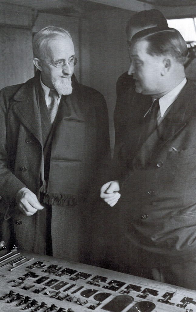 Edmund Heckler(right)