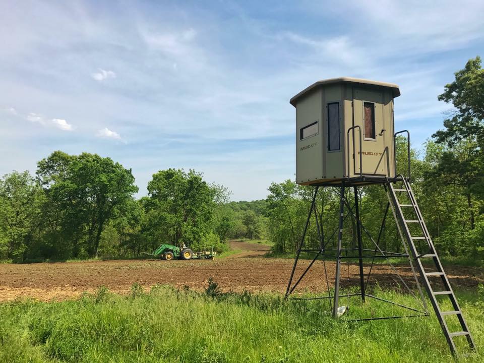 Muddy Outdoors Penthouse Box Blind Elevated