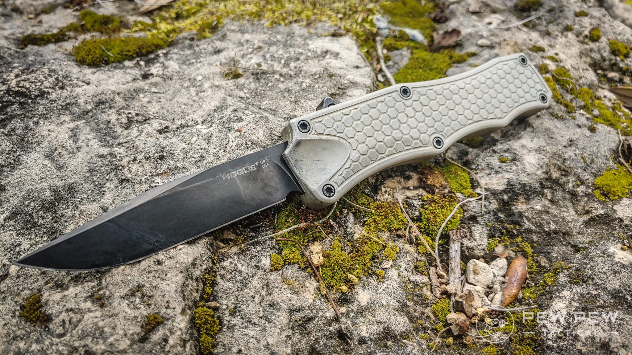 7 Best Self Defense Knives Under $300 - Pew Pew Tactical