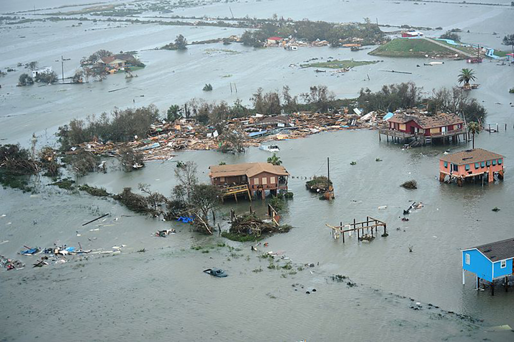 [How-To] Prep for & Survive a Hurricane