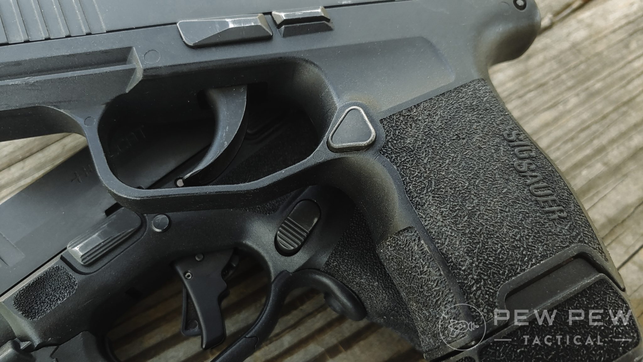 Sig Sauer P365 Vs Springfield Armory Hellcat Which Is Better For Concealed Carry Pew Pew