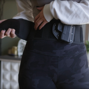 7 Best Belly Band Holsters for Concealed Carry & Working Out - Pew Pew