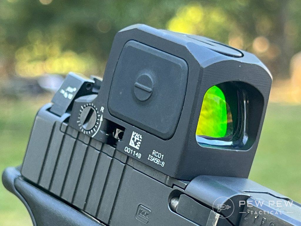 Trijicon RCR posed right