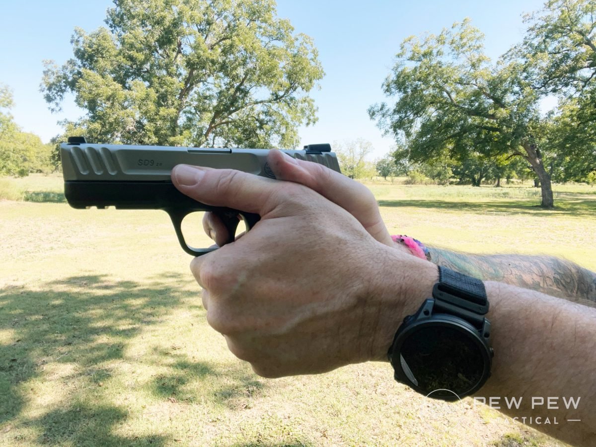 S&W SD9 2 shoot left close